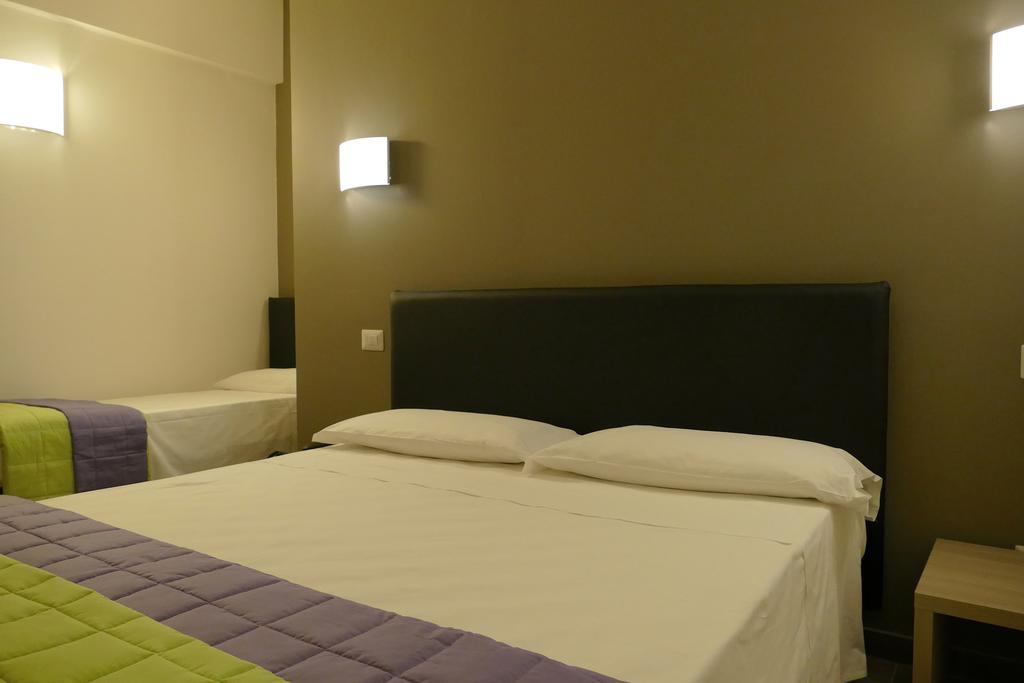 Hotel Desiree San Benedetto del Tronto Exterior foto