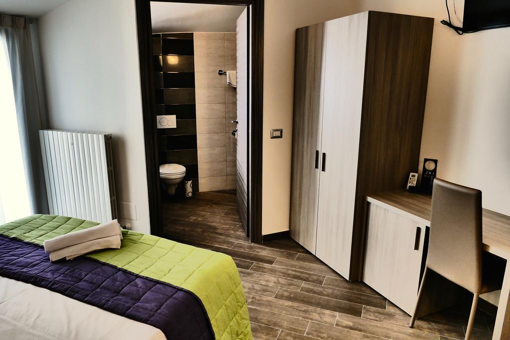 Hotel Desiree San Benedetto del Tronto Exterior foto