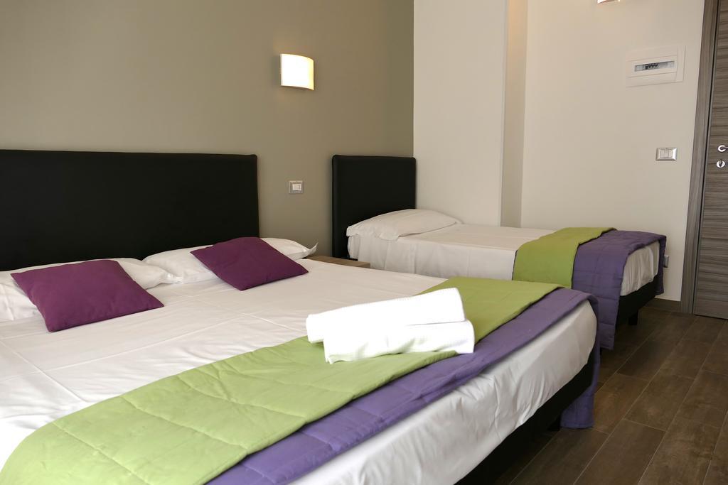 Hotel Desiree San Benedetto del Tronto Exterior foto